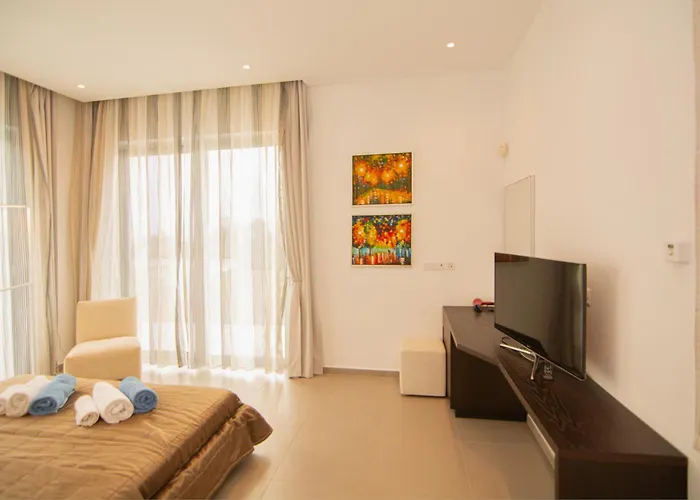 Vila Seafront Layla By Ruidoso Luxury Ayia Napa