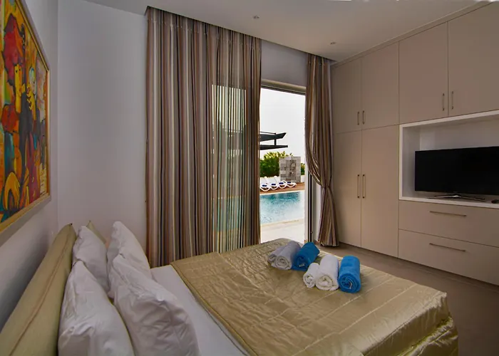 Seafront Layla By Ruidoso Luxury Vila Ayia Napa